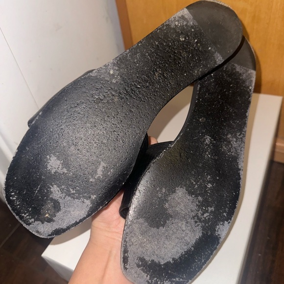 Authentic Givenchy Slides - Picture 5 of 6